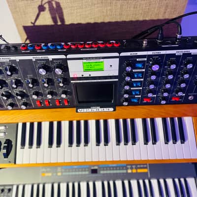 Moog Minimoog Voyager Performer Limited Edition 2015 with extras! image 2