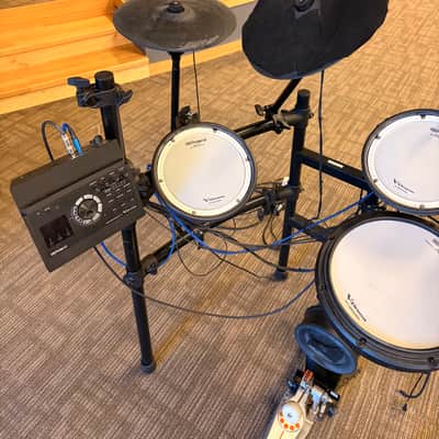 Roland TD-17 V-Drum Kit with Mesh Pads & extras image 5