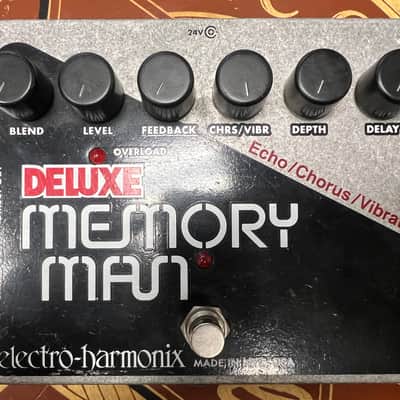 Electro-Harmonix Deluxe Memory Man 550Ms Analog Delay / Chorus / Vibrato 2008 - Present - Black / Silver image 1
