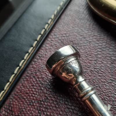 Legendary Couesnon flugelhorn - factory lacquer finish, case, mouthpiece, lyre gamonbrasss image 7