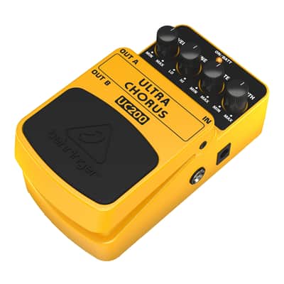 Behringer UC200 Stereo Chorus Effects Pedal image 3