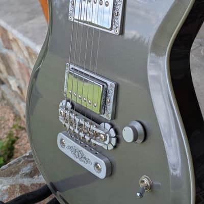 Zemaitis SCW22 Metallic Grey Electric Guitar w/Zemaitis Deluxe Semi-Hard Gig Bag image 13