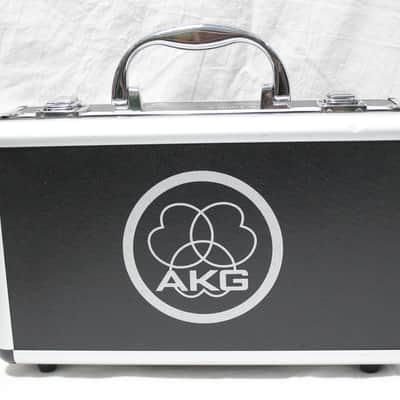 AKG C1000S condenser microphone XLR with original carry case image 8