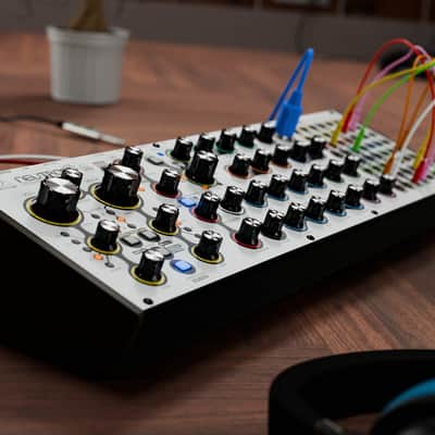 Overlay for Behringer Neutron - 'Podular' design