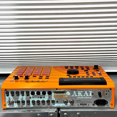 Akai MPC2000XL Limited SE2 image 4