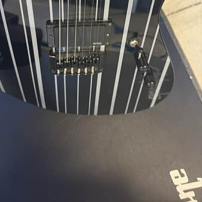 Schecter Synyster Gates Signature Synyster Custom - Hipshot Hardtail with EMG’s image 3