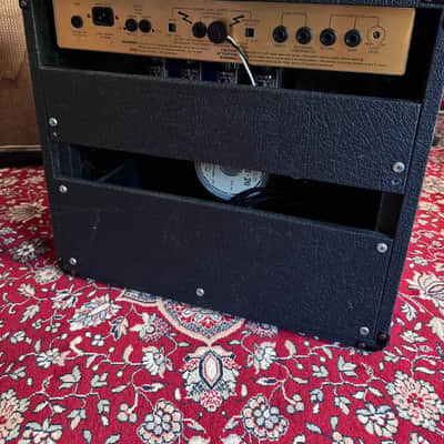 Marshall JCM900 MKIII Combo - JCM800 2203 mod image 2