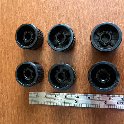 Traynor  Amplifier Knobs YGL YGM YVR  70’s  Black and Chrome image 4