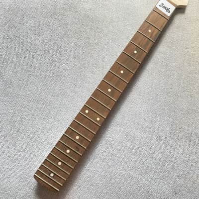 Left Hand Stratocaster Strat Style Maple Neck, Rosewood 22 Frets Fingerboard image 2