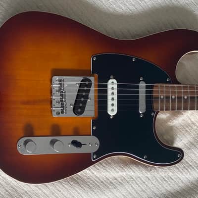 Squier Paranormal Custom Nashville Stratocaster - Chocolate 2-Color Sunburst image 1