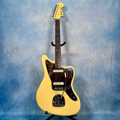 NEW* Fender FSR Collection Traditional II 60s Jaguar Vintage White