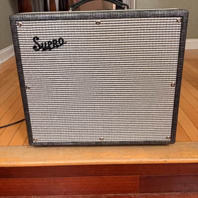 Supro 1695T Black Magick 25-Watt 1x12" Guitar Combo 2016 - Present - Black Rhino image 1