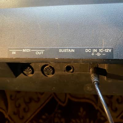 Yamaha PSR-330 61-key Portable Keyboard 1990s image 7