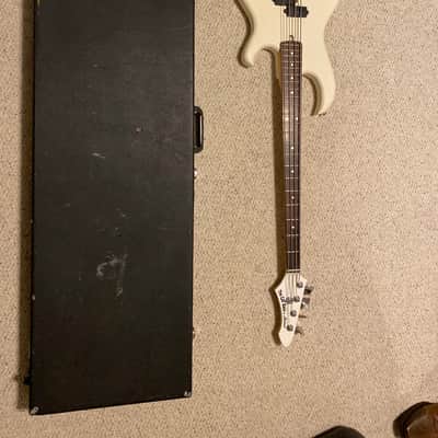 AriaPro 2 The Cat Bass 1981 - Gloss White image 14