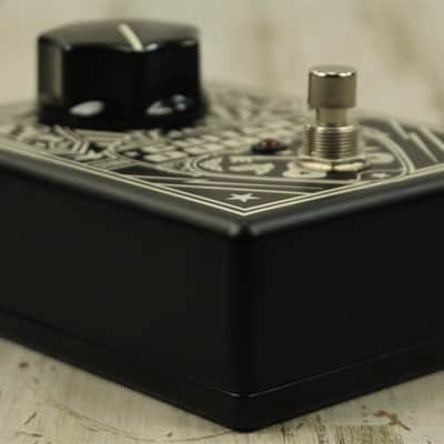 USED Dunlop MXR Jail Guitar Doors (010) image 3