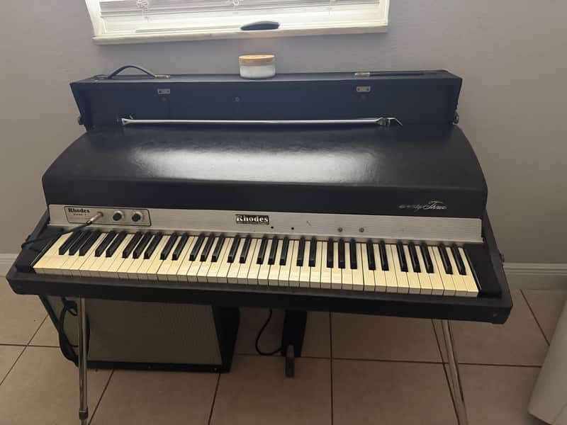 Rhodes Mark I Stage 73-Key Electric Piano (1975 - 1979) | Reverb