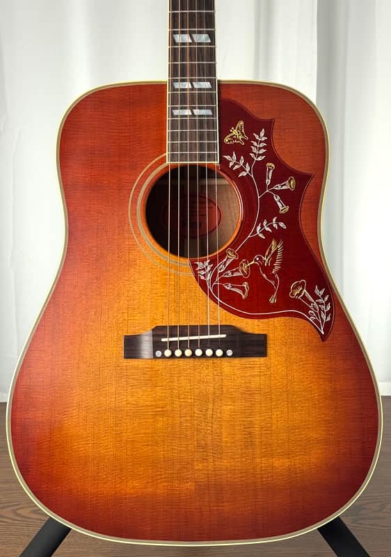 2026 Gibson 1960 Hummingbird Fixed Bridge VOS Heritage Cherry Sunburst OHSC COA