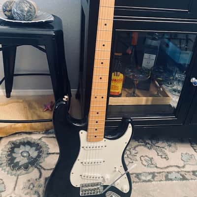 Fender ST-STD Standard Series Stratocaster MIM image 5