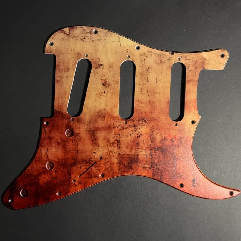 Miraculum Workshop 11-Hole SSS Pickguard for Fender Stratocaster – Rusted Copper Bild 1