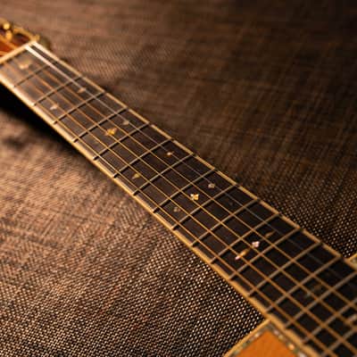 Martin OM-42 – Low Profile Neck – Sitka Spruce / East Indian Rosewood – Original Martin Hardshell Case image 4