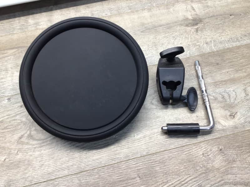 Simmons S500PAD9D 9" Electronic Drum Pad w/ RackMount & L-Bar image 1
