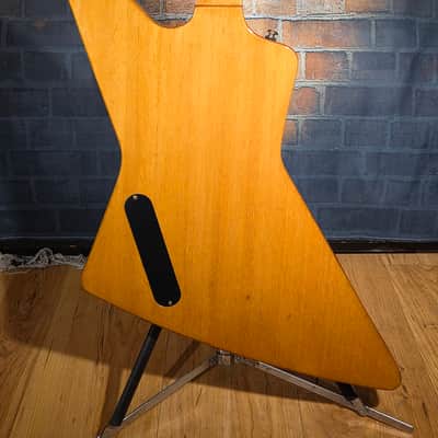 Epiphone 2016 '58 Korina Explorer Korina Black Pickguard w/ World Tour Gig Bag image 17