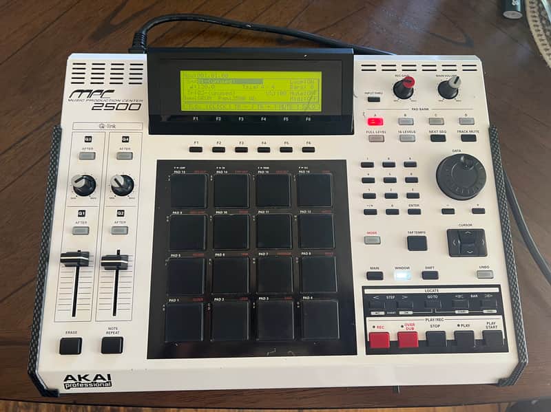 Akai Mpc 2500LE #165/500 (storm trooper) image 1