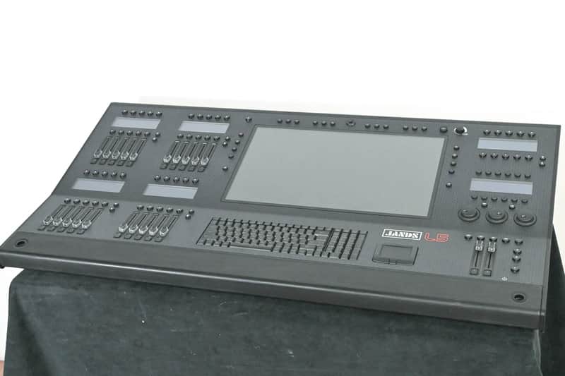 Jands Vista L5 Lighting Control Console with 4096 DMX Channels CG01FDE *ASK FOR SHIPPING* image 1