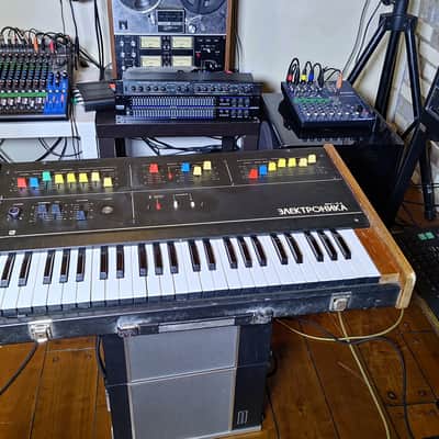 Rare Vintage Strings Keyboard USSR Elektronika EM-04 (Электроника ЭМ-04) image 2