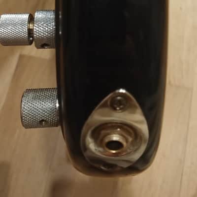 Fender American Deluxe Precision Bass V 2000 3-Color Sunburst USA — Delano Pickups, Original Case image 15