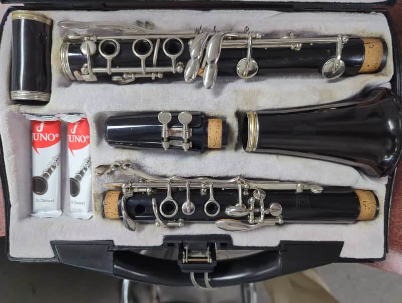 Selmer Bundy clarinet image 1