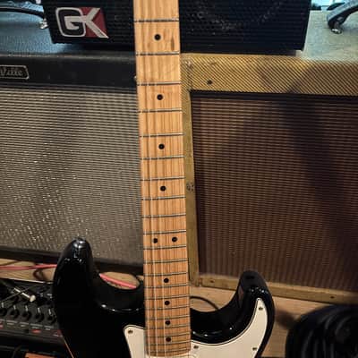 Fender Strat plus Deluxe 1988 - Black image 7