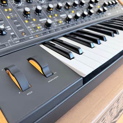 Moog Subsequent 37 Analog Synth 2017 - Present - Black image 8
