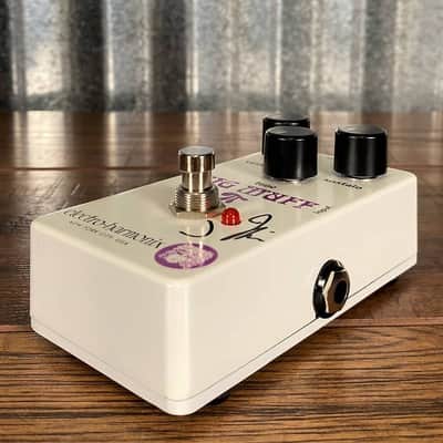 Electro-Harmonix EHX J Mascis Ram's Head Big Muff Pi Fuzz Sustainer Guitar Effect Pedal image 3
