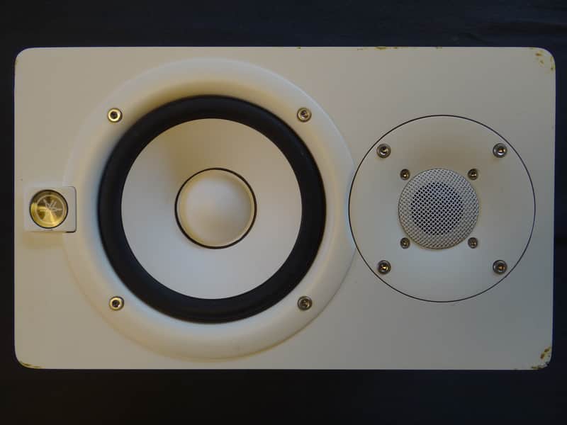 Yamaha HS5 W Powered Studio Monitor - White - Working image 1