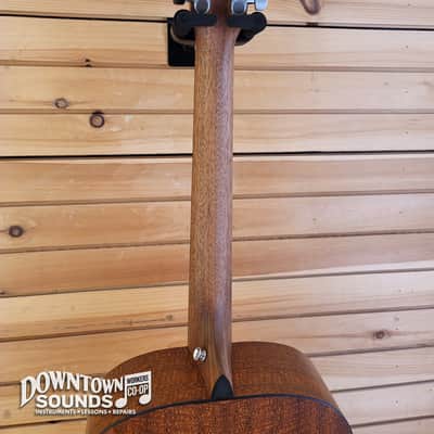 Martin D-X2E A/E Dreanought Guitar with Martin Soft Shell Case - Figured Mahogany Pattern Bild 5