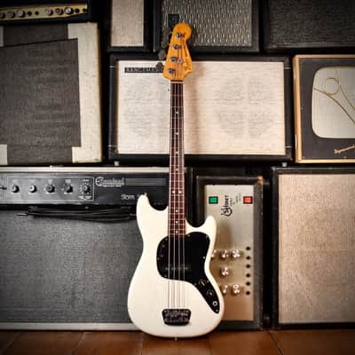 Fender Musicmaster Bass White Refinish 1978 image 2