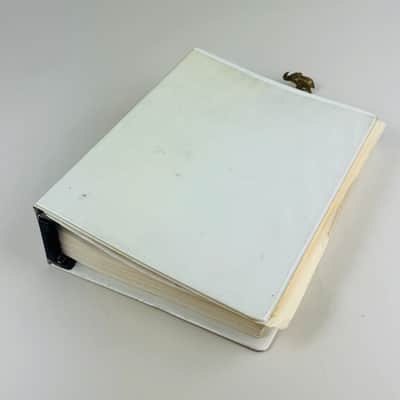 Fender Guitar Service Manual Binder 1996 image 2