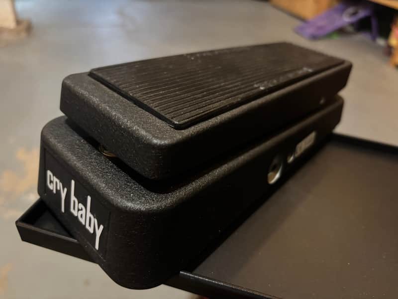 Dunlop GCB95 Cry Baby Standard Wah 1982 - Present Black image 1