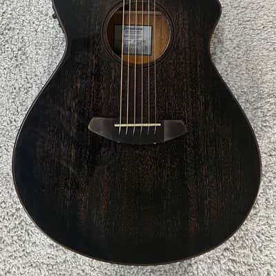 Breedlove Rainforest S Concert Abyss CE African Mahogany Acoustic Electrc Guitar image 5