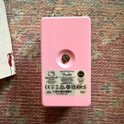 Fender Hello Kitty Fuzz 2024 - Present - Pink image 4