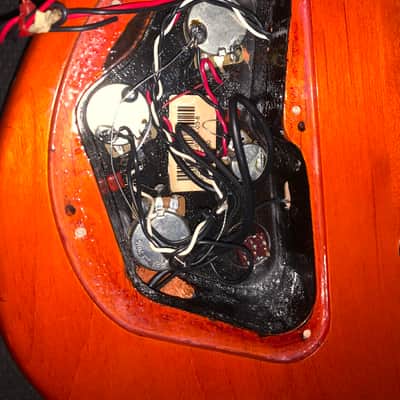 Fender Deluxe Jazz Bass quilted top Sunburst electric bass guitar Hardshell case image 18