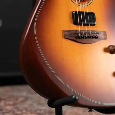 Fender Acoustasonic Standard Jazzmaster - Honey Burst - Demo image 8