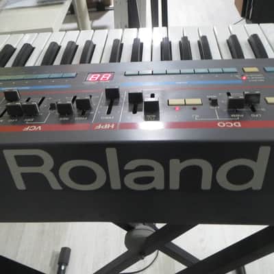 Roland Juno-106 just serviced, with original voices and fully working image 9