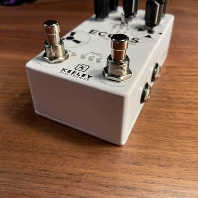 Keeley ECCOS Neo-Vintage Tape Delay - White image 8