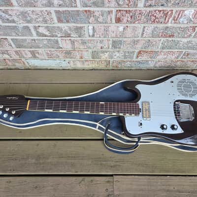 Vintage 1960's Silvertone (Teisco) 1487 Built-In Amplifier Electric Guitar w/ Original Gig Bag! image 2