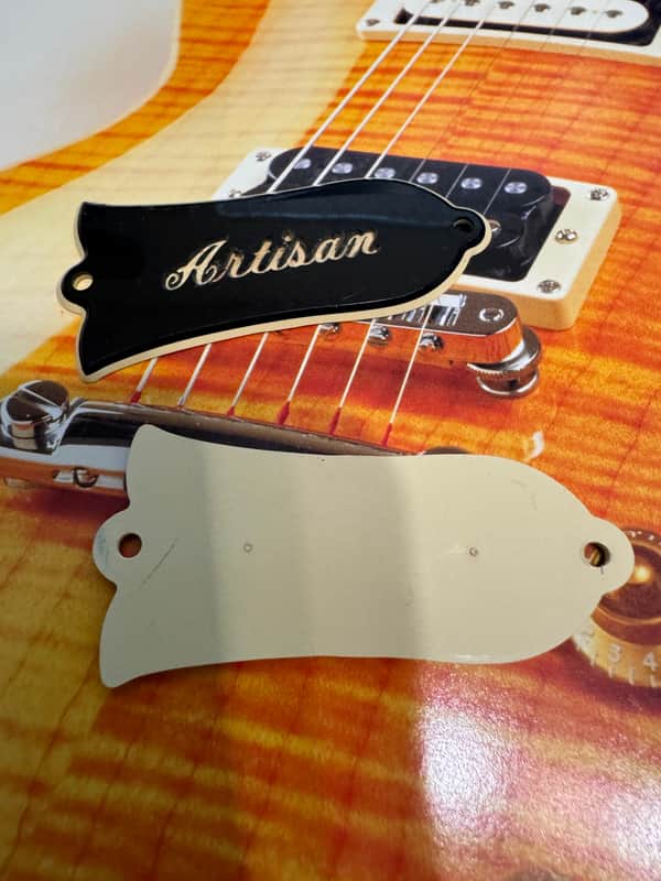 Gibson Gibson 80's NOS Truss Rod Cover 1980's - Black/White 1980's - Black/White image 1