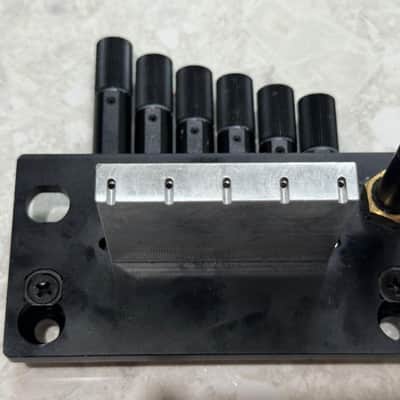 STRANDBERG TREMOLO/Bridge 6 String UP/DOWN in Black image 7