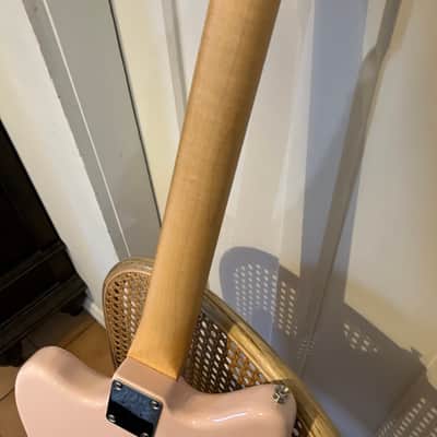 Fender Japan Traditional 60s Jaguar FSR Shell Pink image 10