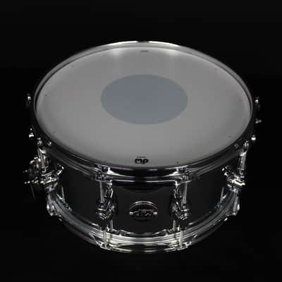 DW 14" x 6.5" Performance Series Chrome over Steel Snare Drum image 4